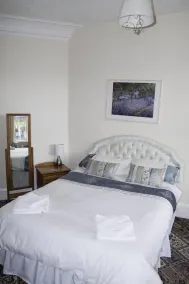 Fourways Guest House - Room