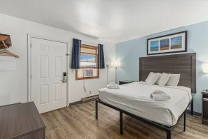 Snyders Shoreline Inn - Habitación