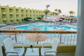 Palm Beach Resort Families and Couples only - Pool