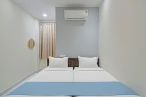 Hotel Broholi Inn Near Google Office, Kondapur Hitex - Chambre