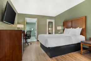 Quality Inn & Suites near Panama City Beach - Rum