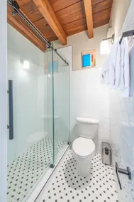 LUXX Taos Motor Lodge - Badrum