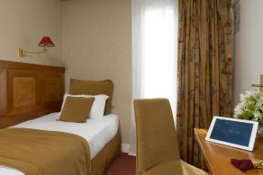 Hôtel Le Regent Paris - Room