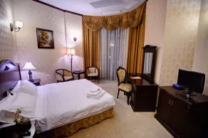 Hotel Carol - Room