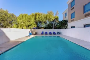 Holiday Inn Express & Suites Lantana by IHG - Pool