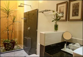 Ochenta Y Dos Bed & Breakfast & Spa - Bathroom