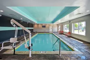Tru by Hilton Fort Wayne, IN - Piscine
