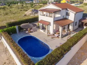 Villa M&M ZadarVillas - Piscina