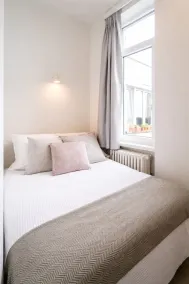 National Large City Apartments - Camera