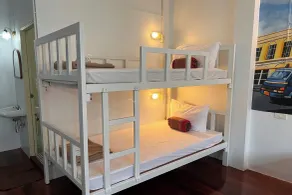 Phuket Old Town Hostel - Rom