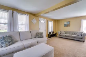 2 Blocks to Beach! Lake Huron Hideaway - Innvendig