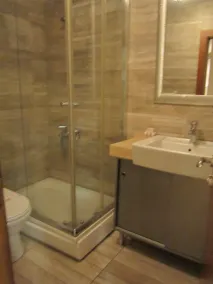 Derpa Suite Hotel - Badezimmer