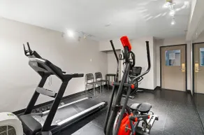 Country Inn & Suites by Radisson, Saskatoon, SK - Salle de remise en forme
