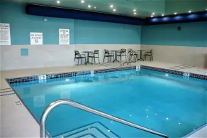 Holiday Inn Express & Suites - Edmonton SW – Windermere by IHG - Piscina