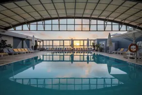 Crowne Plaza Tel Aviv Beach by IHG - Piscine