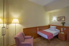 Balneario de Fitero - Hotel Bécquer - Room