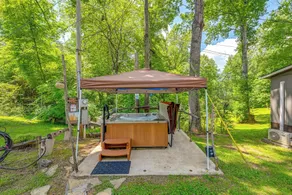 Shared Hot Tub & Fire Pit: Tranquil Whittier Gem! - Innvendig
