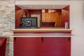 Red Roof Inn Queensbury - Reception