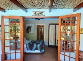 Khashamongo B & B - Room