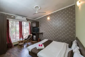 Umbrella Inn - Room