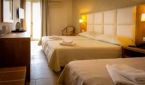 Malia Bay Beach Hotel & Bungalows - Chambre