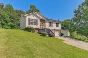 Pet-friendly Conover Home 7 Mi to Downtown Hickory - Innvendig