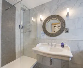 Eagle Mill Luxury Rooms - Bathroom