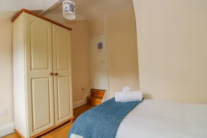 1 Dormer Villas - Rum