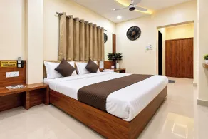 Hotel Anantshree Inn Shree Mahakaleshwar Temple Ujjain - Room