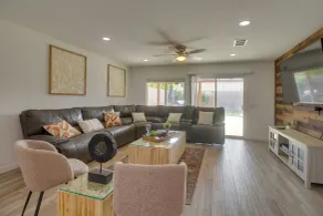 Game Room, Hot Tub & Gas Grill: Chic Indio Oasis! - Parte interna