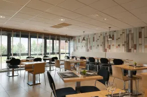The Originals City, L'Haut' Aile, Coquelles-Calais Tunnel s/Manche L'HAUTAILE - Restaurant
