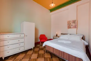 Hostal R10 - Room