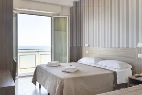 Hotel Centrale Miramare - Chambre