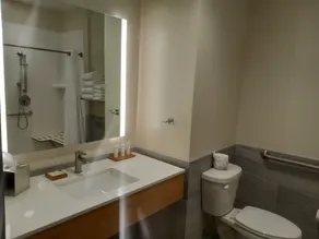 Radisson Hotel Pendleton Airport - Salle de bain