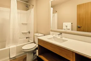 LivAway Suites Salt Lake City- West Jordan - Salle de bain