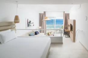 Plus Fariones Suite Hotel - Chambre