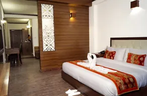 The Whispering Inn Resort and Bar (An Exotic Vintage Beauty ) - Room
