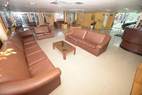 Hotel Aristi Chiclayo - Zona de estar del vestíbulo