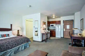 Staybridge Suites Rockford by IHG - Chambre