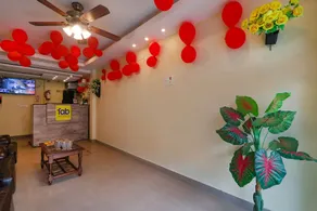 FabHotel SR Inn - Reception