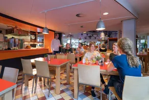 Stayokay Hostel Rotterdam - fully renovated April 2026 - Restaurant
