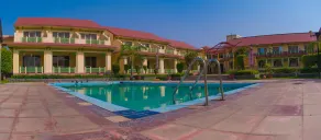 Shiva Oasis Resort - Piscina