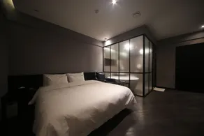 Beomil Brown Dot Hotel - Room