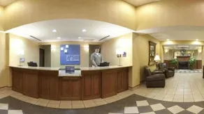 Holiday Inn Express Hotel & Suites Paragould by IHG - Reception