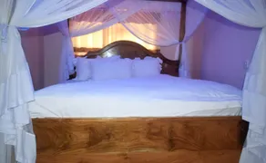 Mzunguu Safari Lodge - Room