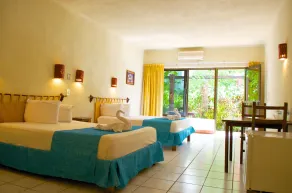 Pelicano Inn Playa del Carmen - Beachfront Hotel - View from room
