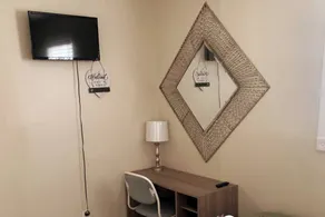 Modern Comfort Stays - Camera