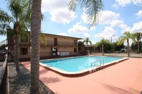 Days Inn by Wyndham Kissimmee West - Pool
