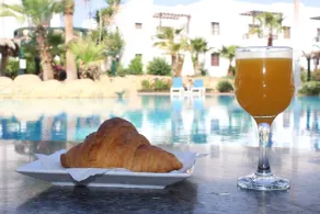 Herrmes Hostel اجانب فقط - Restaurant