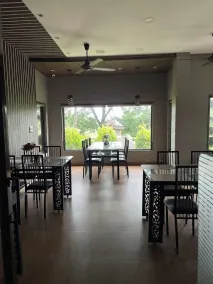 Saraswatipur Tea resort - Restaurant